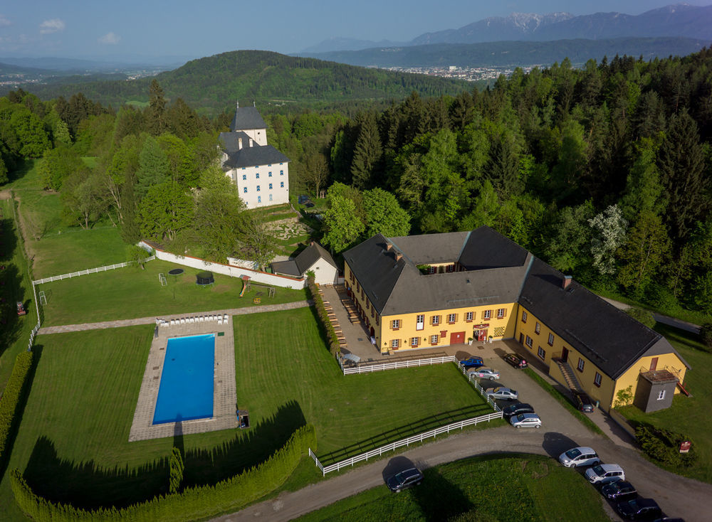 Gut Drasing Hotel Krumpendorf ภายนอก รูปภาพ